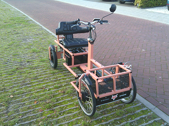 FoxiBikes Sitibike 2.0 heeft voorin plaats voor een boodschappentas, een FoxiBikes opbergbox enz. 